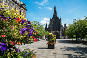 sunny day in glasgow